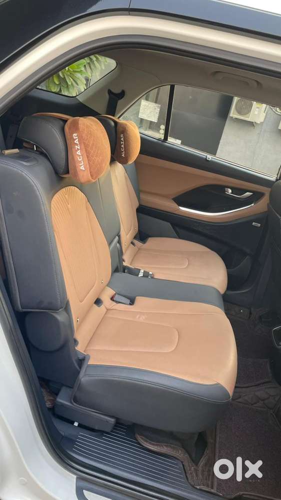 Hyundai Alcazar Signature 1.5 Petrol Dct 7str, 2024, Petrol
