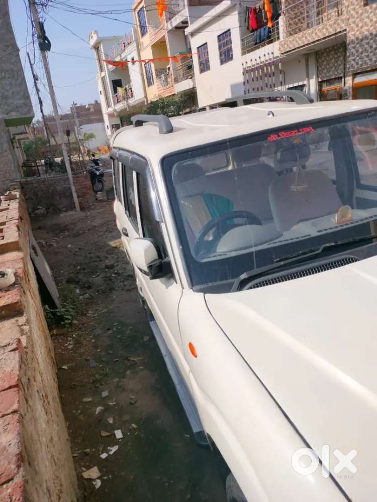 Mahindra Scorpio Classic 2011 Diesel 200000 Km Driven