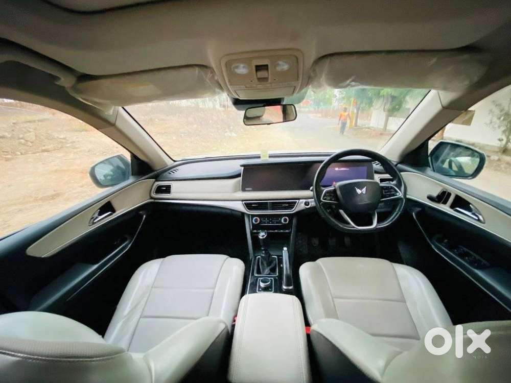 Mahindra Xuv700 2.2 Ax 7 Diesel Mt Str, 2022, Diesel