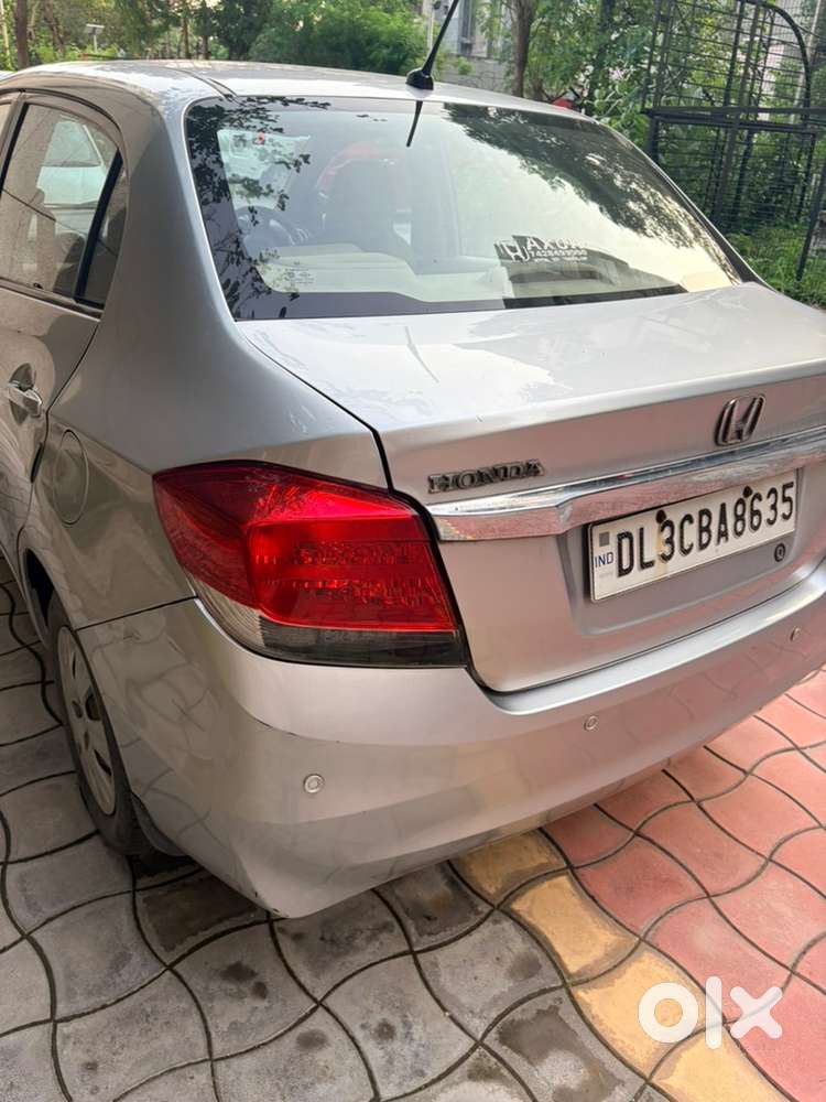 Honda Amaze 2013 km driven