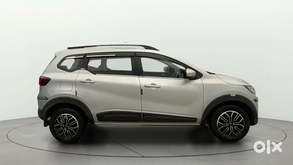 Renault Triber Rxz, 2020, Petrol