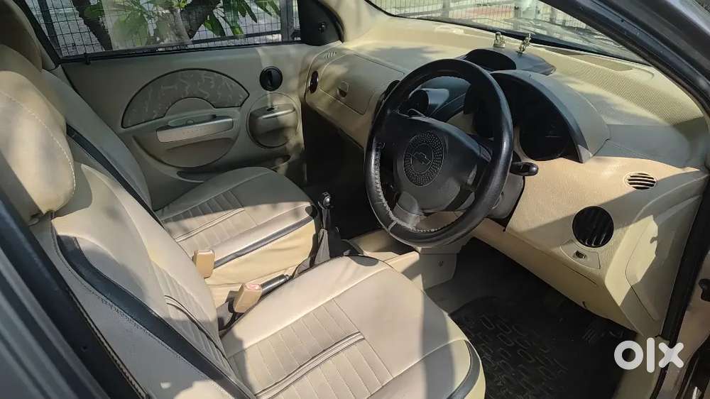 Chevrolet Aveo 2010 Petrol 85000 Km Driven