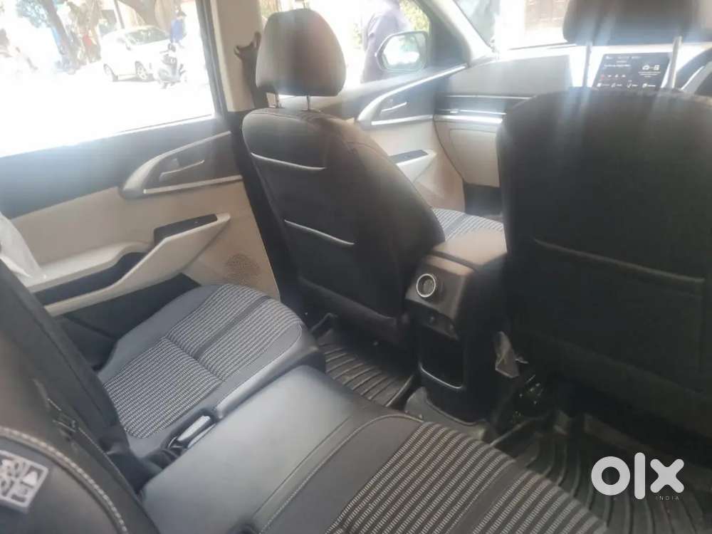 Kia Carens 2024 Petrol 6352 Km Driven