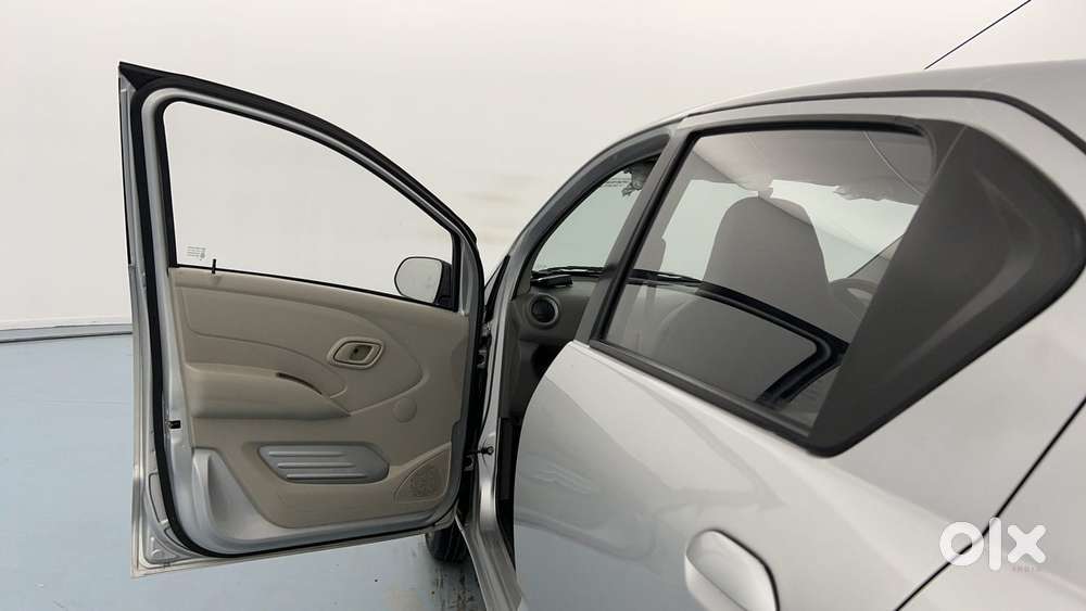 Datsun Redigo T Option, 2017, Petrol