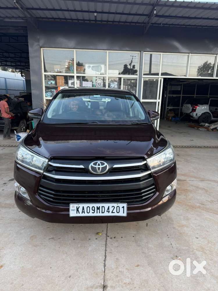 Toyota Innova Crysta 2017 Diesel Well Maintained