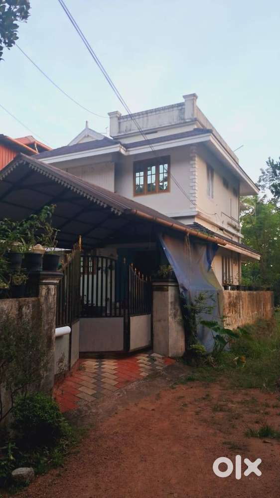 3BHK Semifurnished House in Eruvely,Chottanikkara, 1400sqft For Sale
