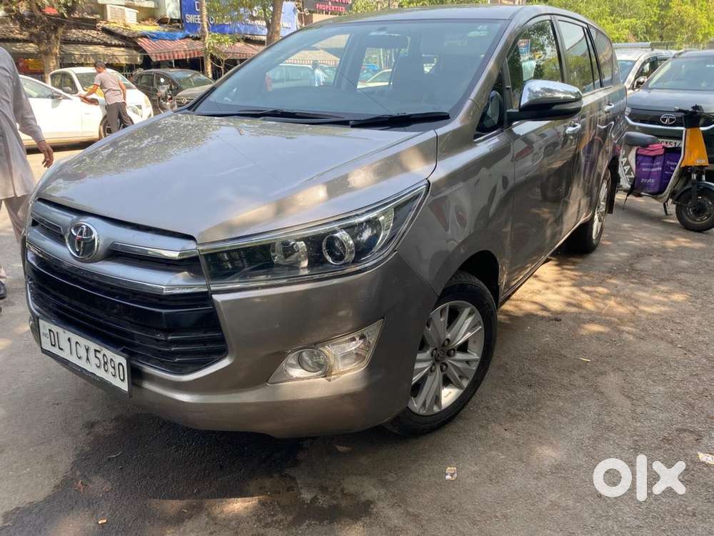 Toyota Innova Crysta 2.8z Automatic, 2017, Diesel