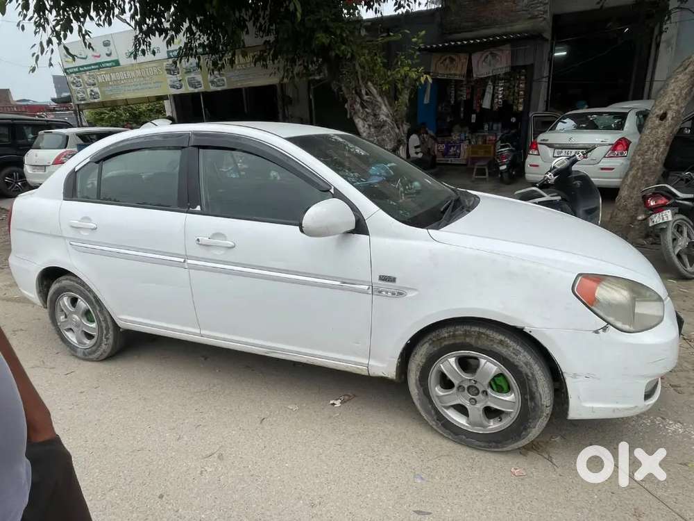Hyundai Verna 2010 Diesel 100000 Km Driven