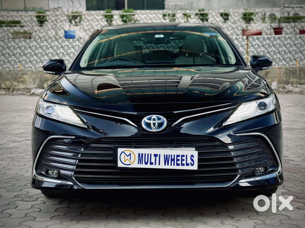 Toyota Camry Hybrid, 2024, Petrol
