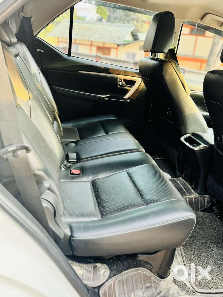 Toyota Fortuner 4x2 Mt 2.8 Diesel, 2022, Diesel