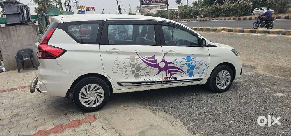 Maruti Suzuki Ertiga Vxi Shvs At, 2023, Petrol