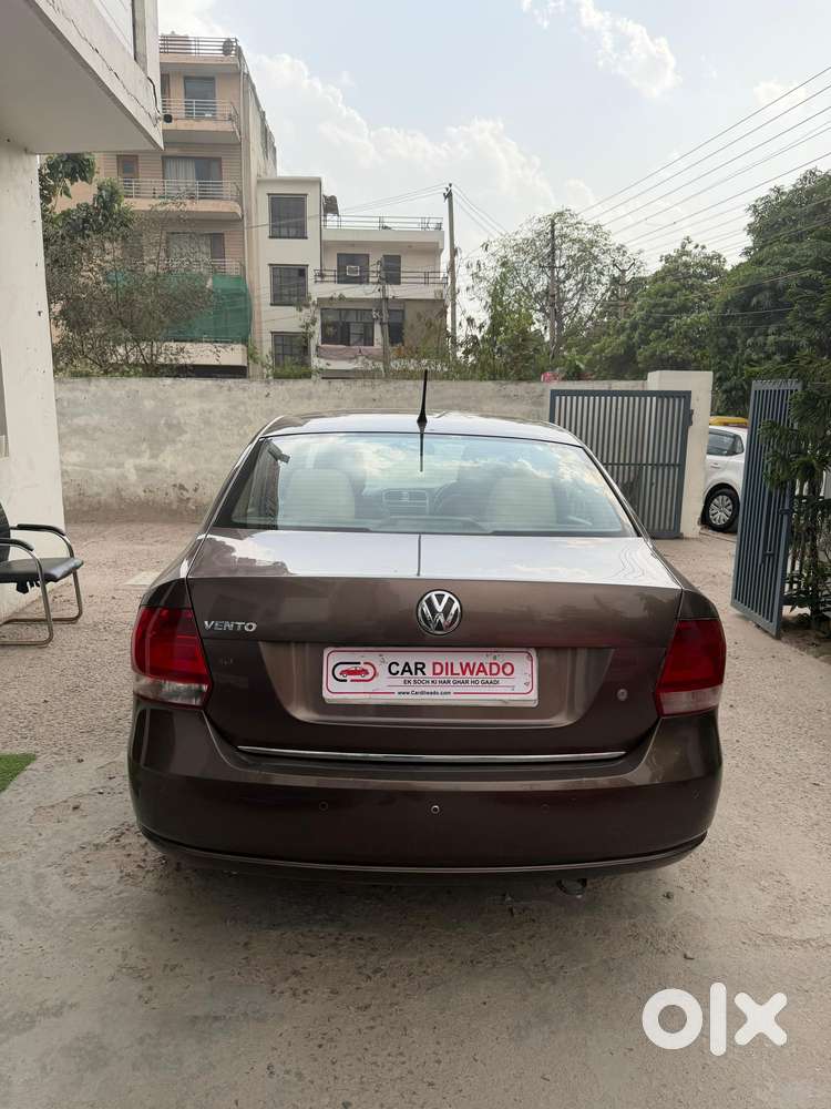 Volkswagen Vento 1.6 Highline Plus 16 Alloy, 2015, Petrol