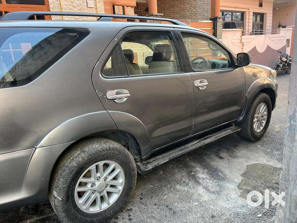 Toyota Fortuner 2009 Diesel Well Maintained