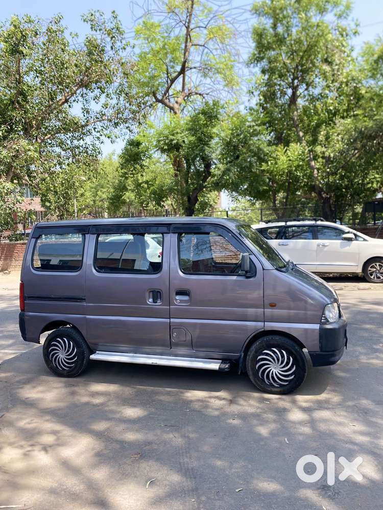 Maruti Suzuki Eeco 5 Seater Standard, 2015, Cng & Hybrids