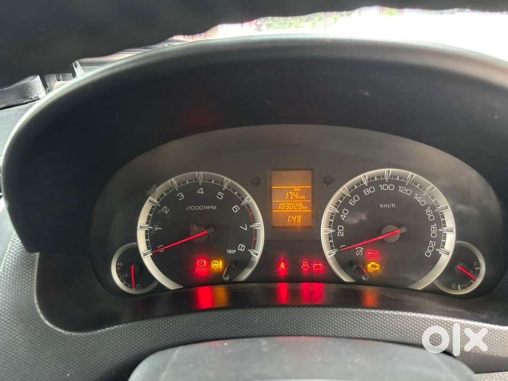Maruti Suzuki Swift 2013 Petrol, Well Maintained, Good Condition