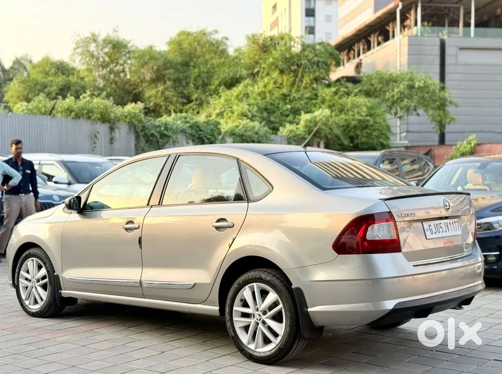 Skoda Rapid 1.0 Style At, 2020, Diesel