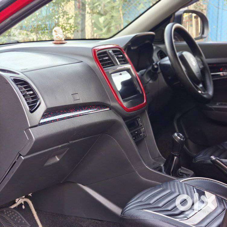 Maruti Suzuki Brezza Zdi+ Dual Tone, 2017, Diesel