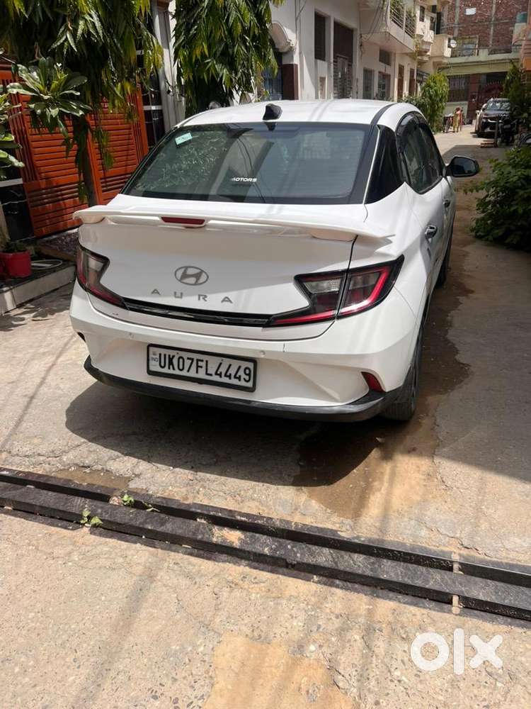 Hyundai Aura 2023 photo 3