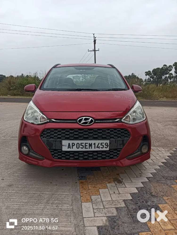 Hyundai Grand I10 2018 Diesel 93000 Km Driven