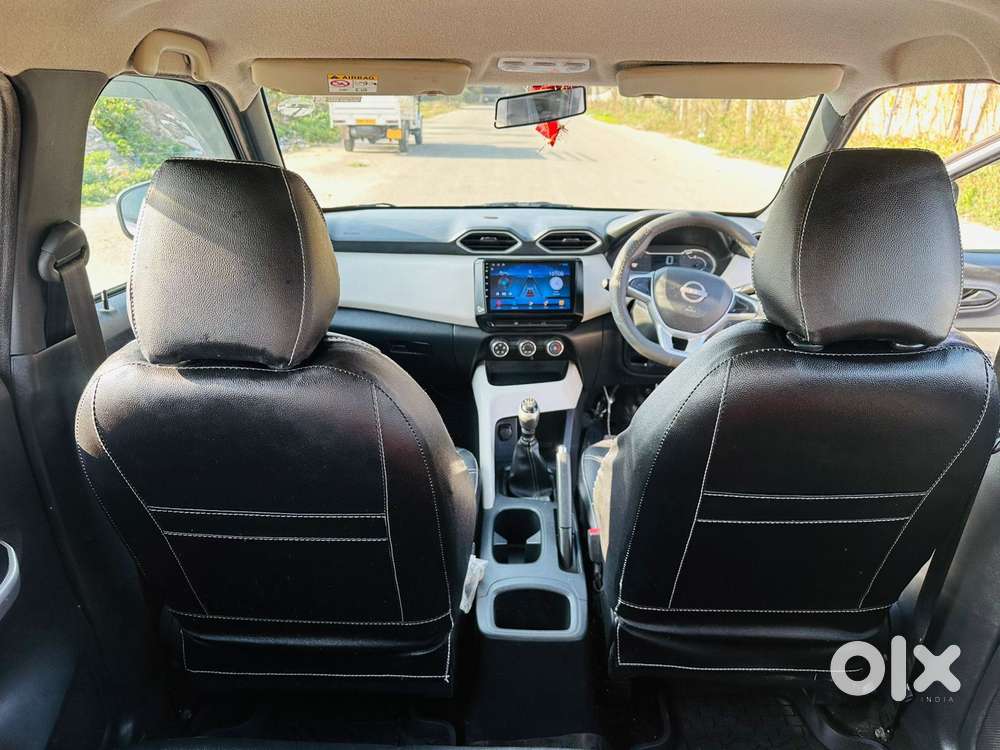 Nissan Magnite 1.0 Xv Premium, 2021, Petrol