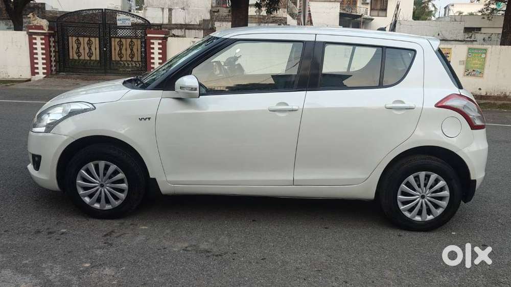 Maruti Suzuki Swift Vxi Optional, 2013, Petrol