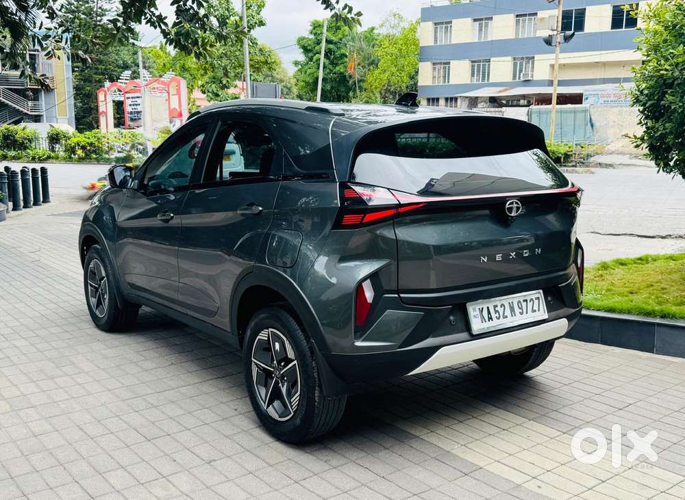 Tata Nexon Creative Plus S 1.2 Revotron Petrol 6 Amt, 2023, Petrol