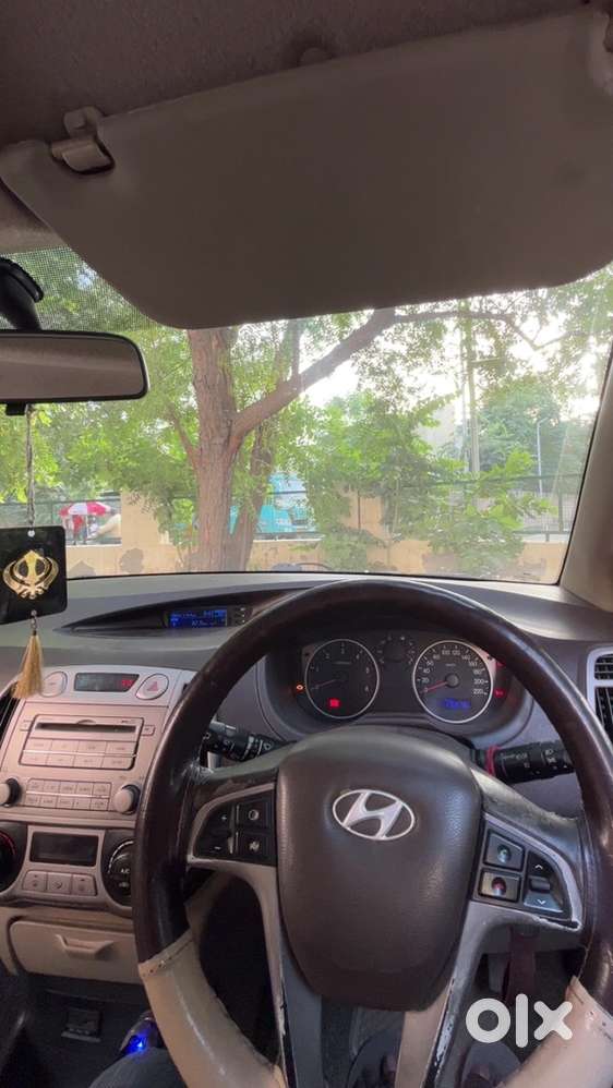 Hyundai I20 Diesel Manual 2012