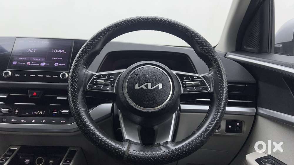 Kia Carens 1.4 Prestige Plus Turbo 7 Str, 2022, Petrol