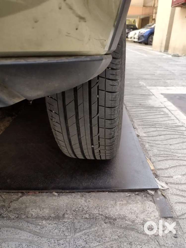 Tata Nexon 2022 Kaziranga Diesel Amt 29070 Km Run