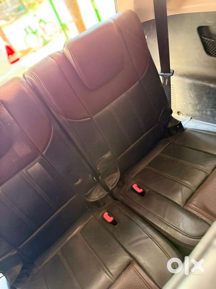 Mahindra Xuv 500 W8 Diesel 2 Nd Own Family Use Car Smooth Less Use