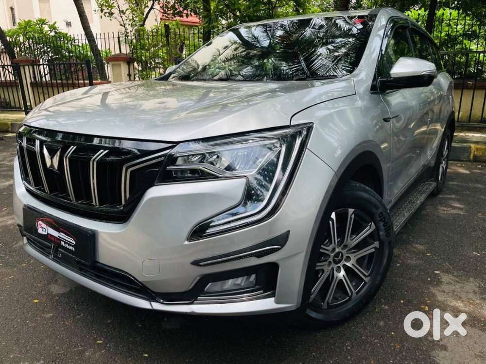 Mahindra Xuv700 2.0 Ax 7 Petrol Mt Str, 2023, Petrol