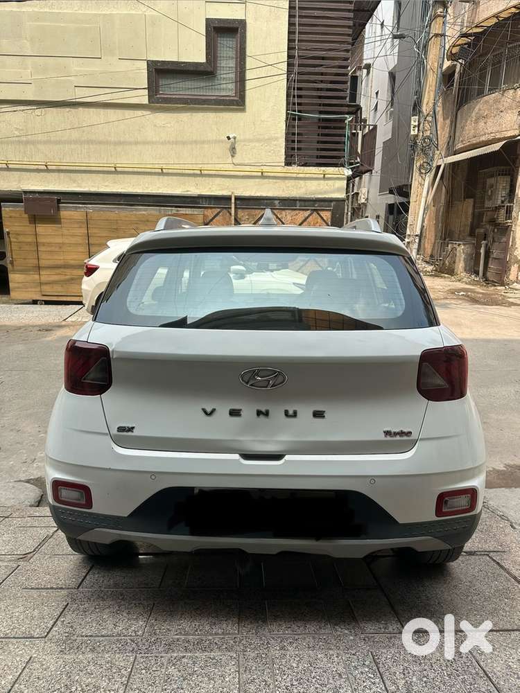 Hyundai Venue 2021 Petrol Automatic