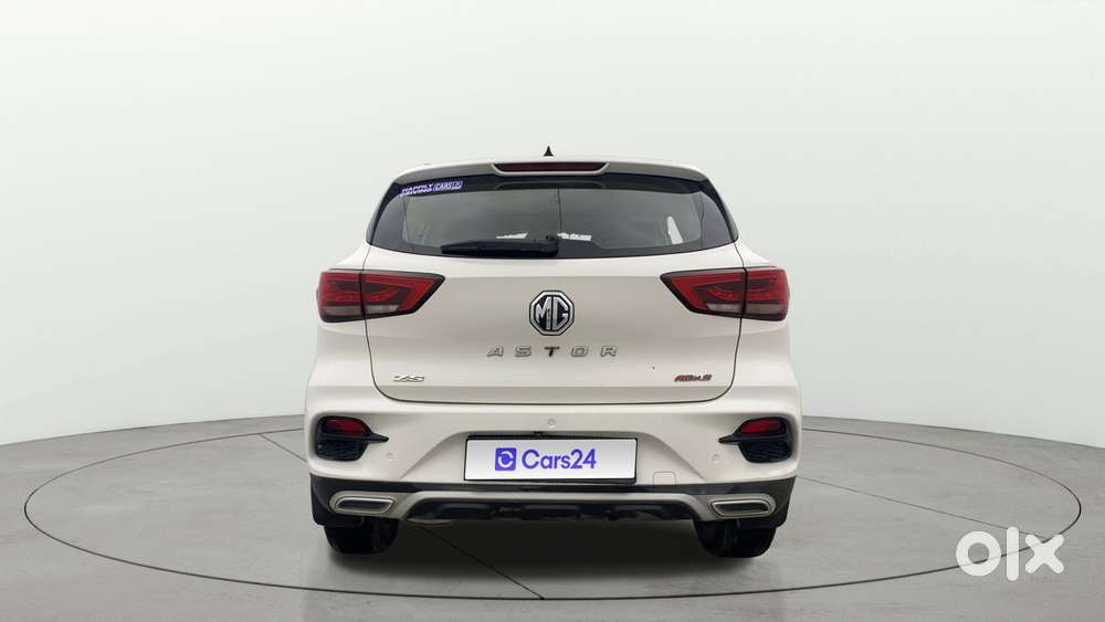 Mg Astor 1.5 Savvy Cvt S Red, 2021, Petrol