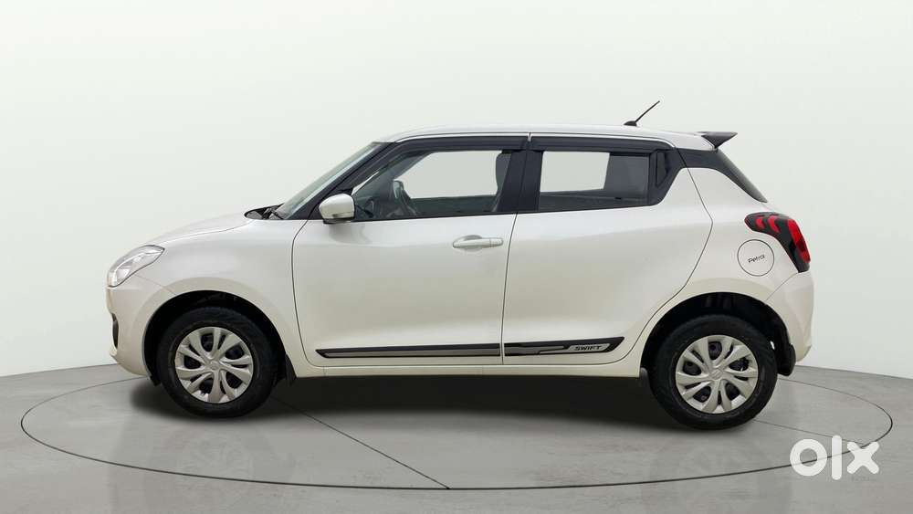 Maruti Suzuki Swift Vvt Vxi, 2022, Petrol