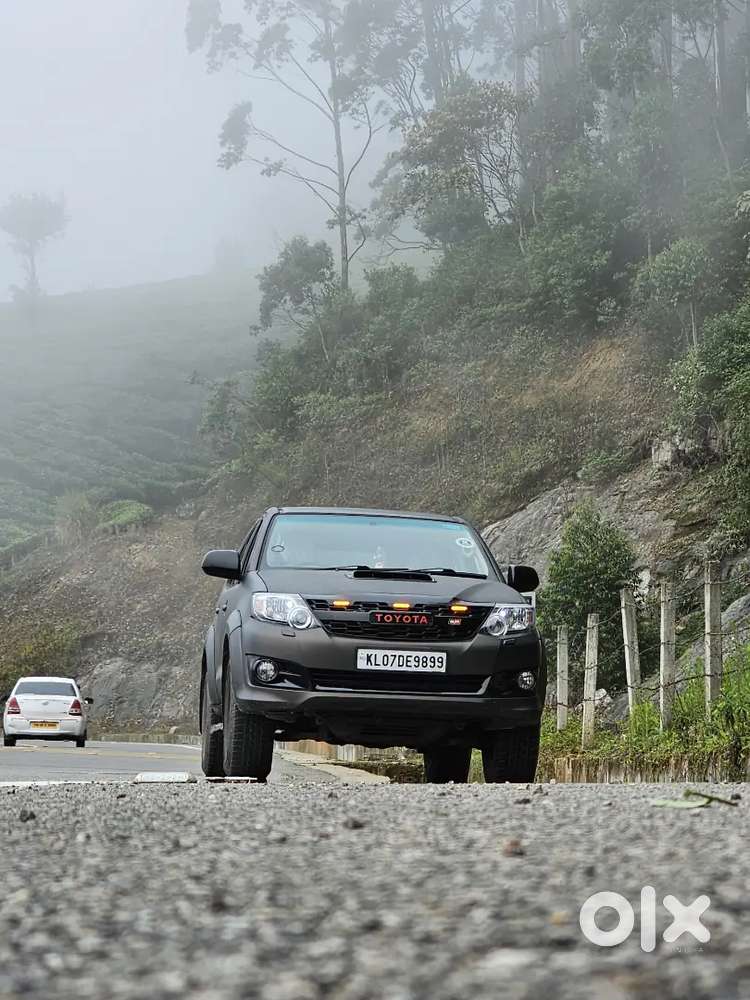 2011 Stealth Brown Facelifted Facelifted  Fortuner 4x4 Manual For Sale