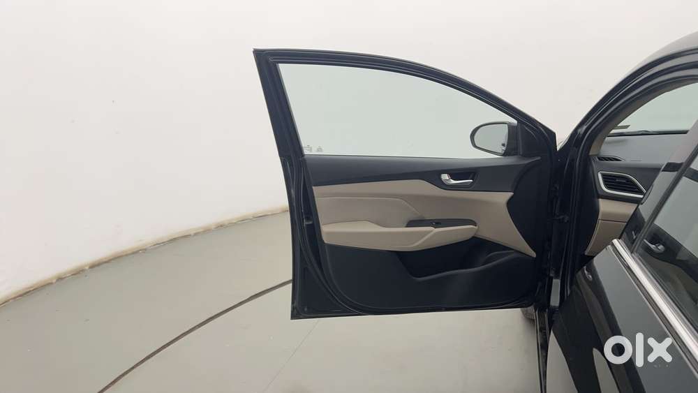 Hyundai Verna [2015-2017] Fluidic 4s 1.6 Crdi Sx (o) At, 2018, Petro..