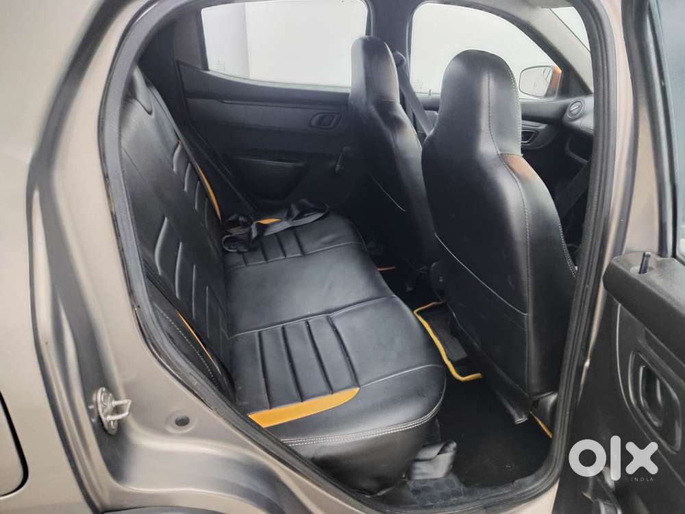 Renault Kwid 2019-ongoing 1.0 Rxt (o), 2018, Petrol