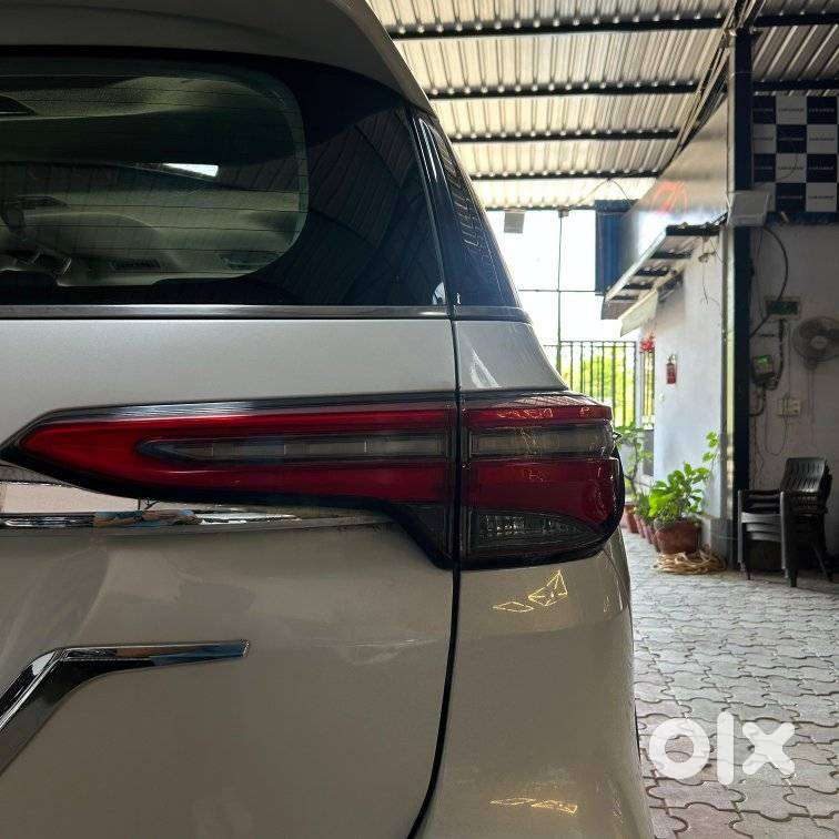 Toyota Fortuner 4x2 Mt 2.8 Diesel, 2023, Diesel
