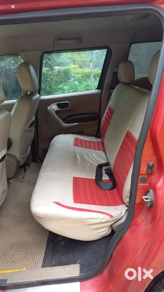 Mahindra Tuv 300 2016