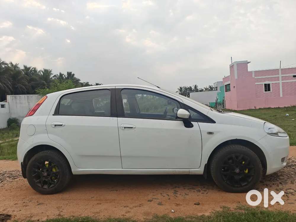 Fiat Grande Punto 2014 Diesel 83000 Km Driven