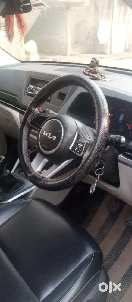 Kia Carens 1.4 Premium 2023