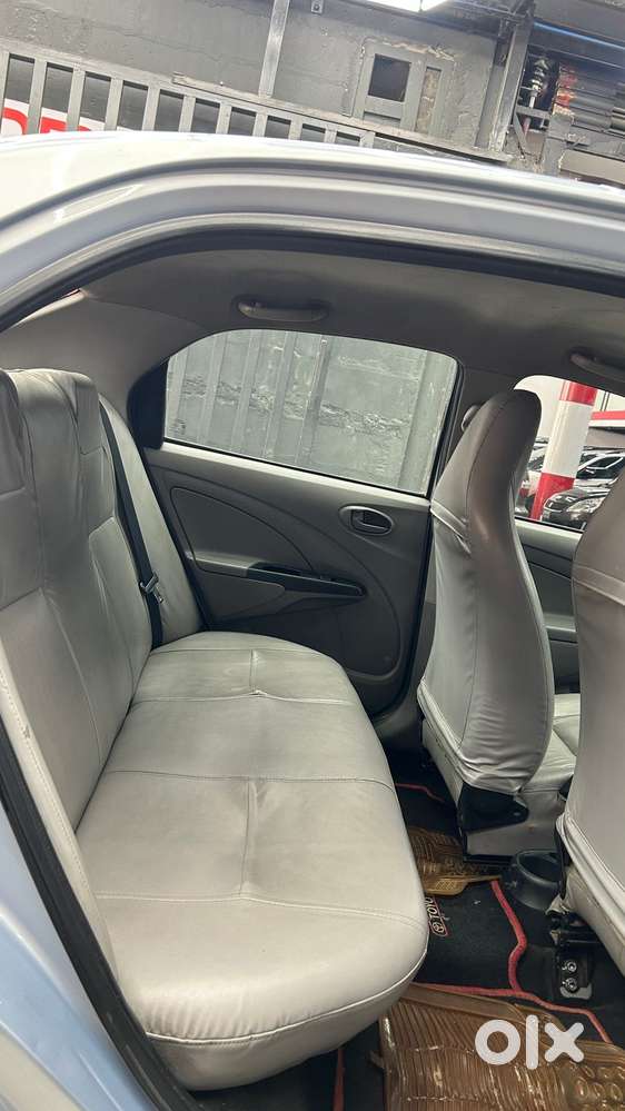 Toyota Etios, 2011, Petrol