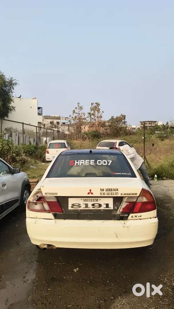 Mitsubishi Lancer 
2008 Diesel 
Paper Expired 
Minor Damage