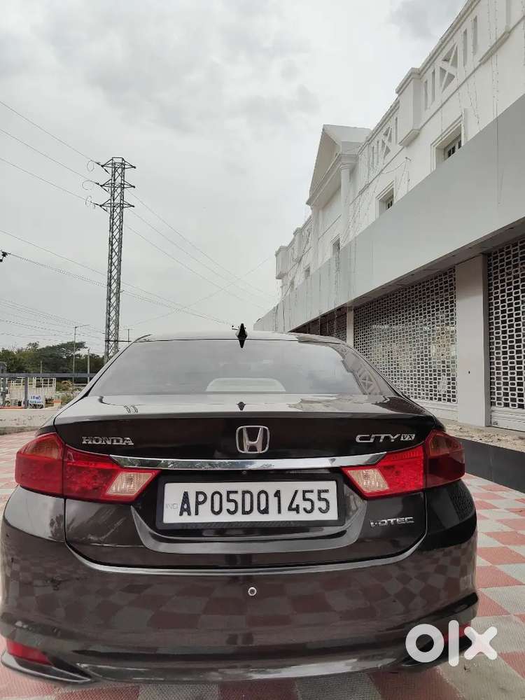 Well Maintained Honda City Top End Model