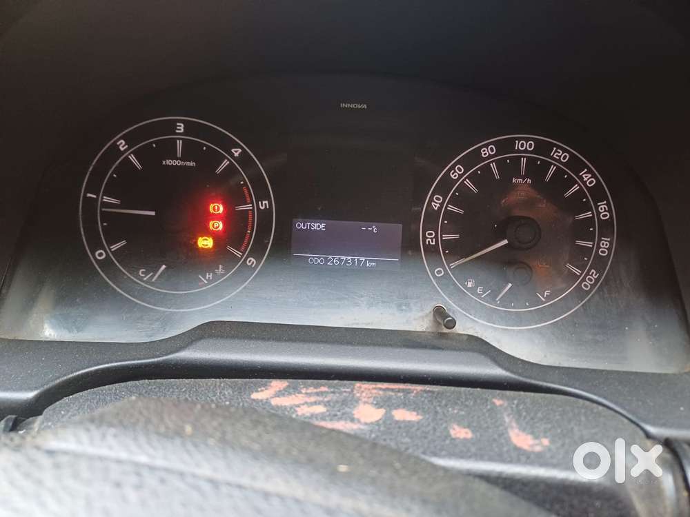Toyota Innova Crysta 2.4 G Mt, 2017, Diesel