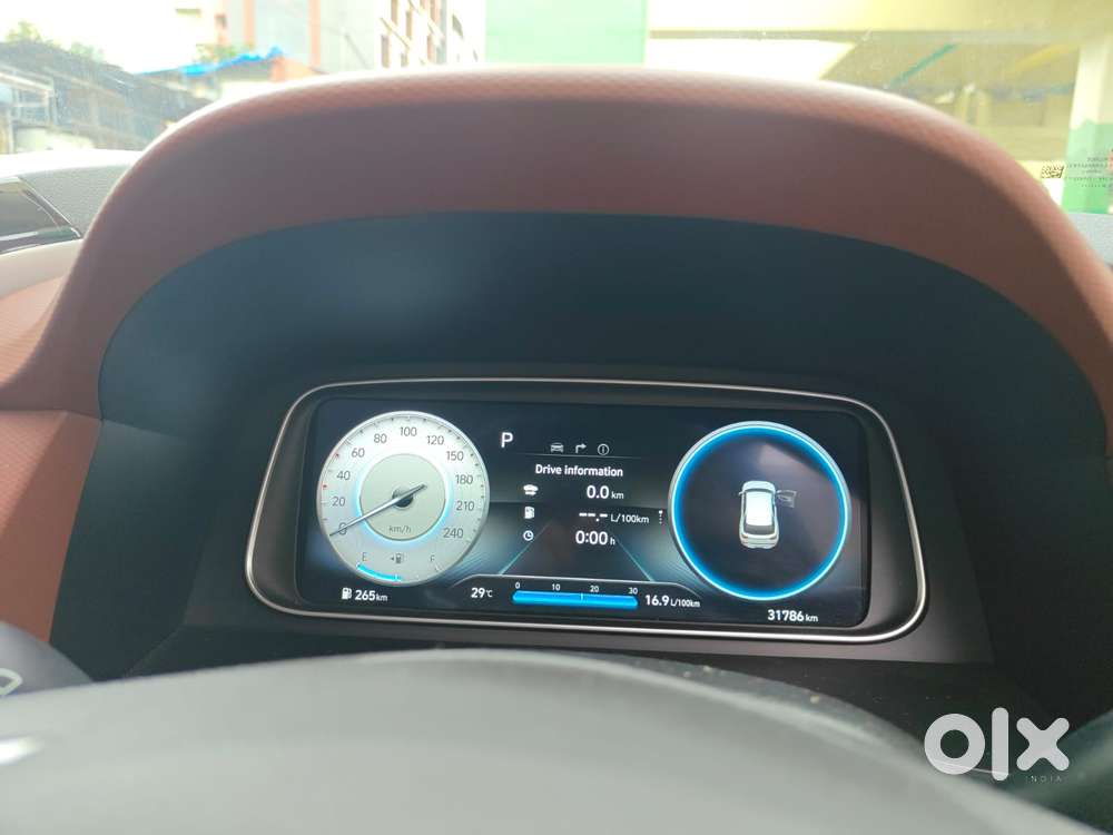 Hyundai Alcazar 2.0 Signature (o) Petrol At 6 Str, 2021, Petrol