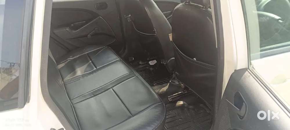 Ford Figo Petrol Manual 2011