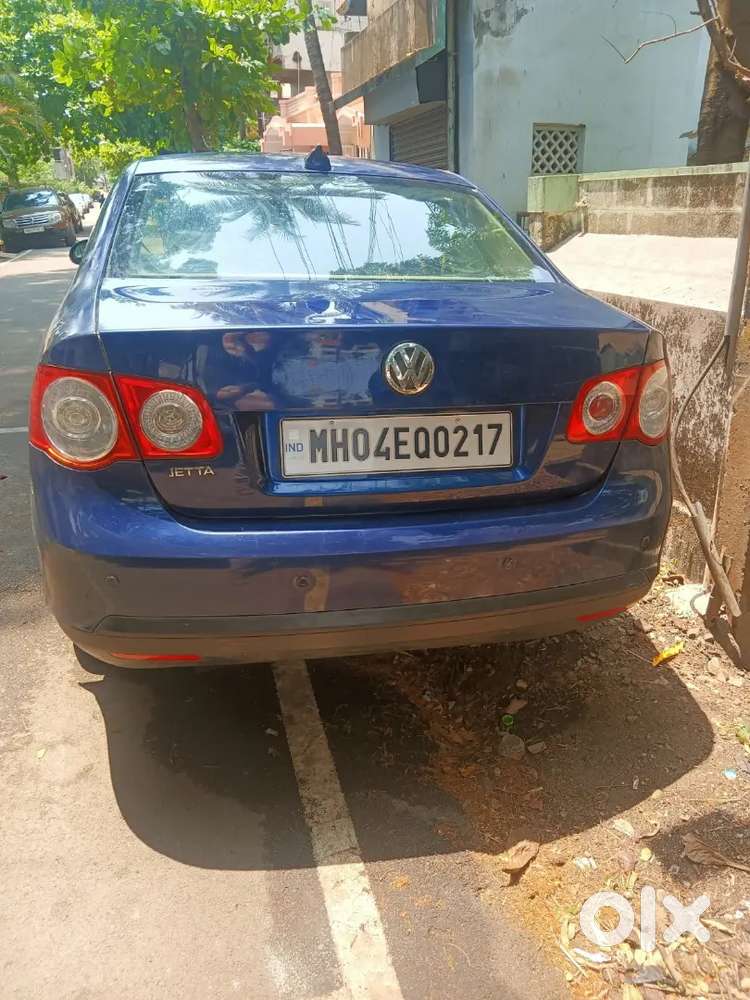 Volkswagen Jetta 2010 Petrol 98000 Km Driven