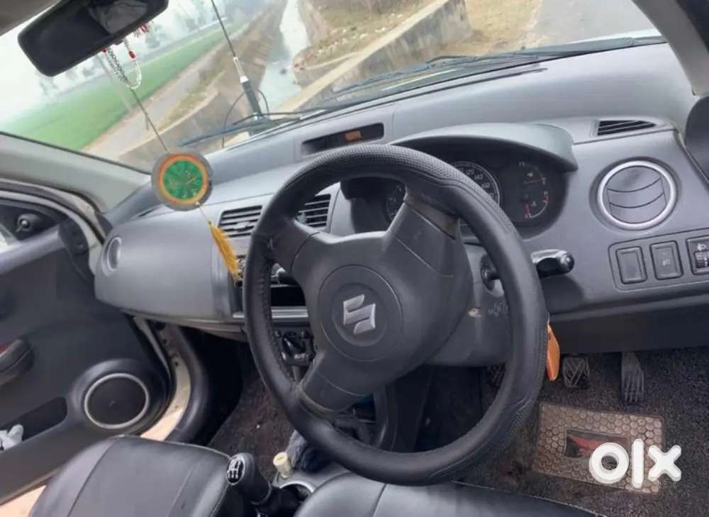 Maruti Suzuki Swift 2011 Diesel 100000 Km Driven