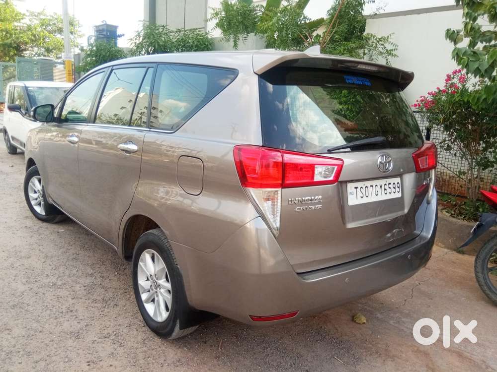 Toyota Innova Crysta